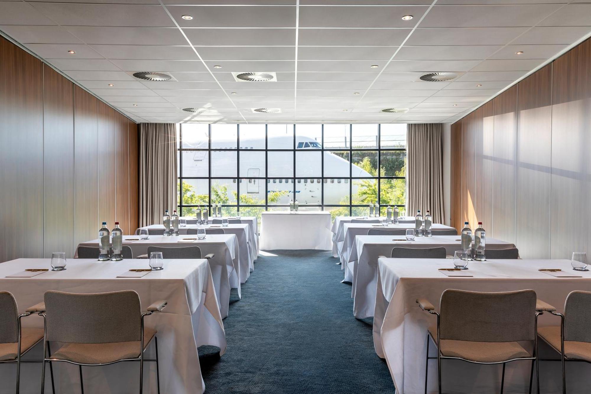 Corendon Amsterdam Schiphol Airport, A Tribute Portfolio 4*