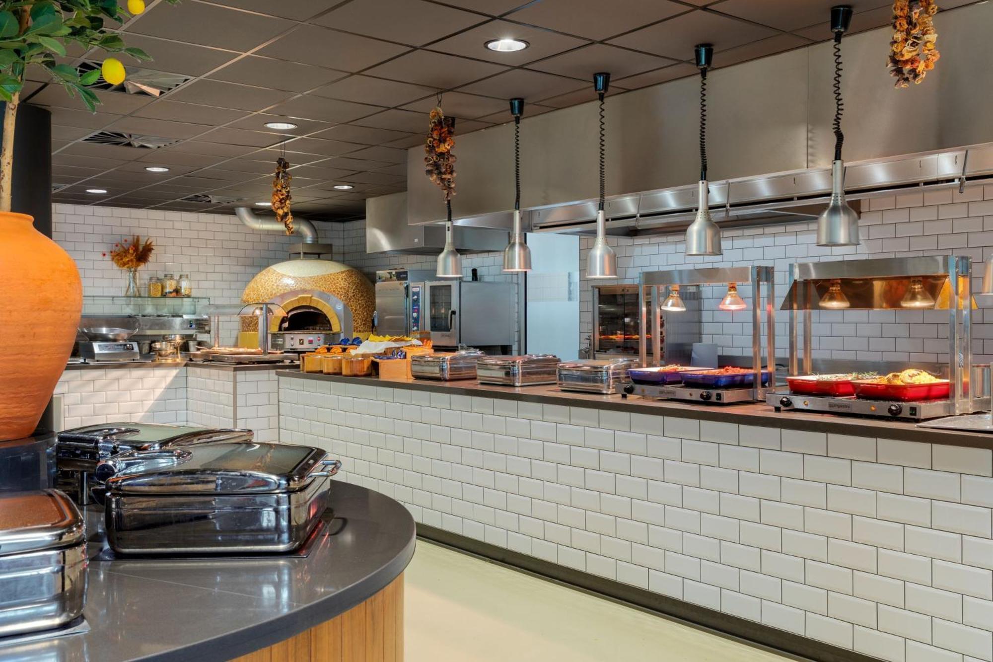 Hotel Corendon Plaza Amsterdam Schiphol Airport